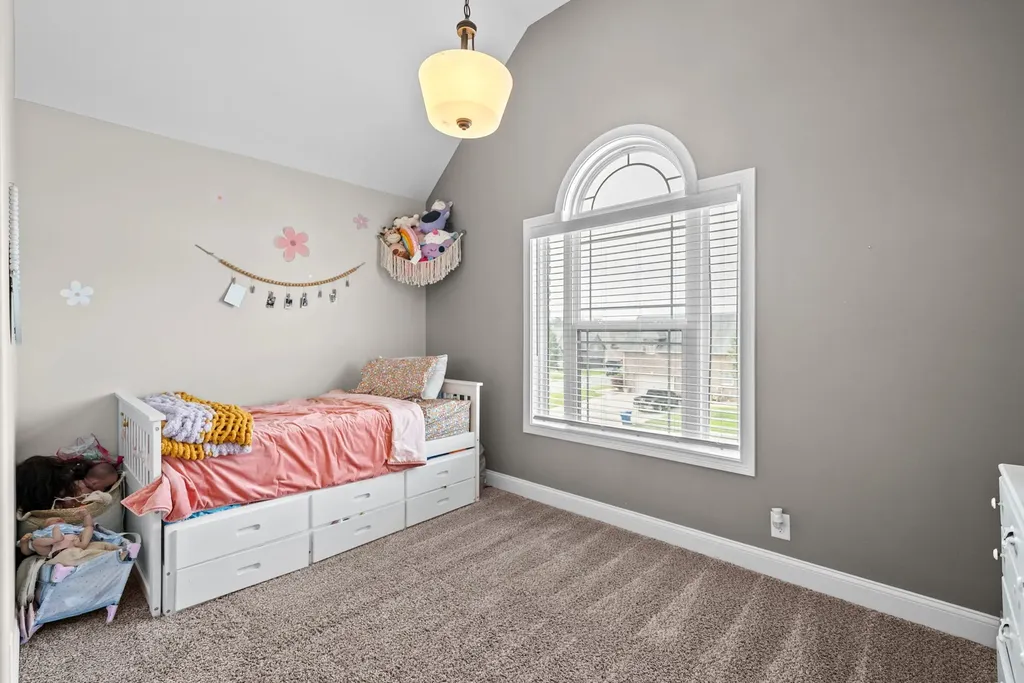 295 Castleton Court Clarksville TN 37043