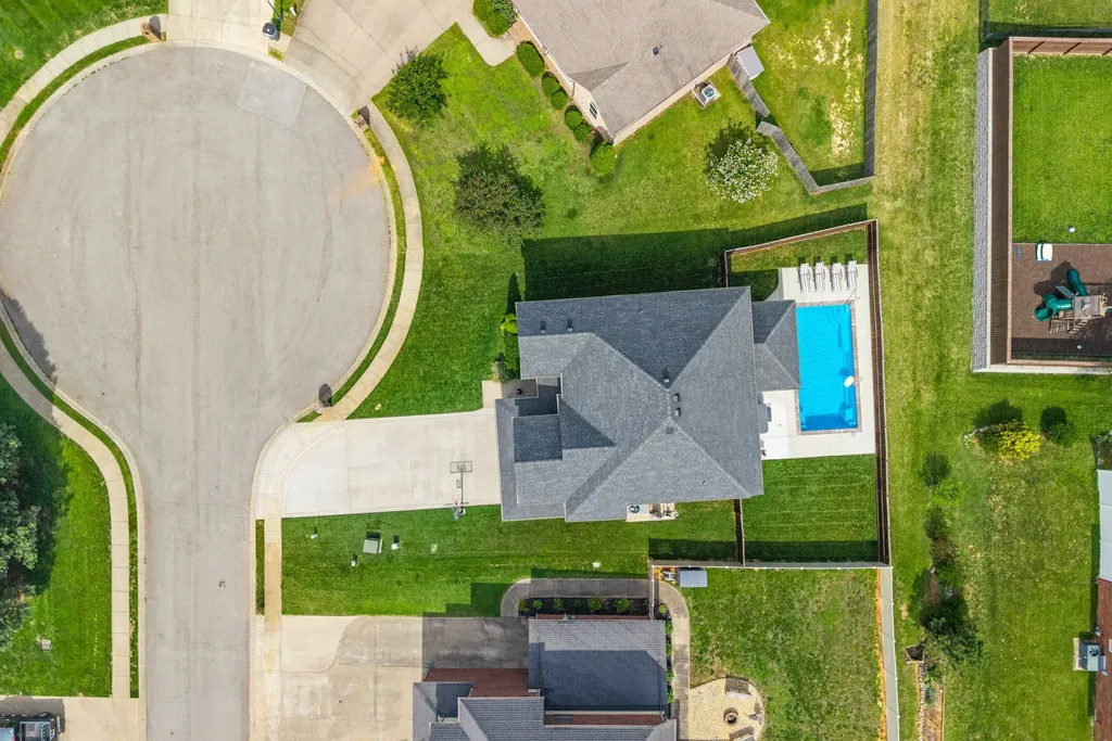 295 Castleton Court Clarksville TN 37043