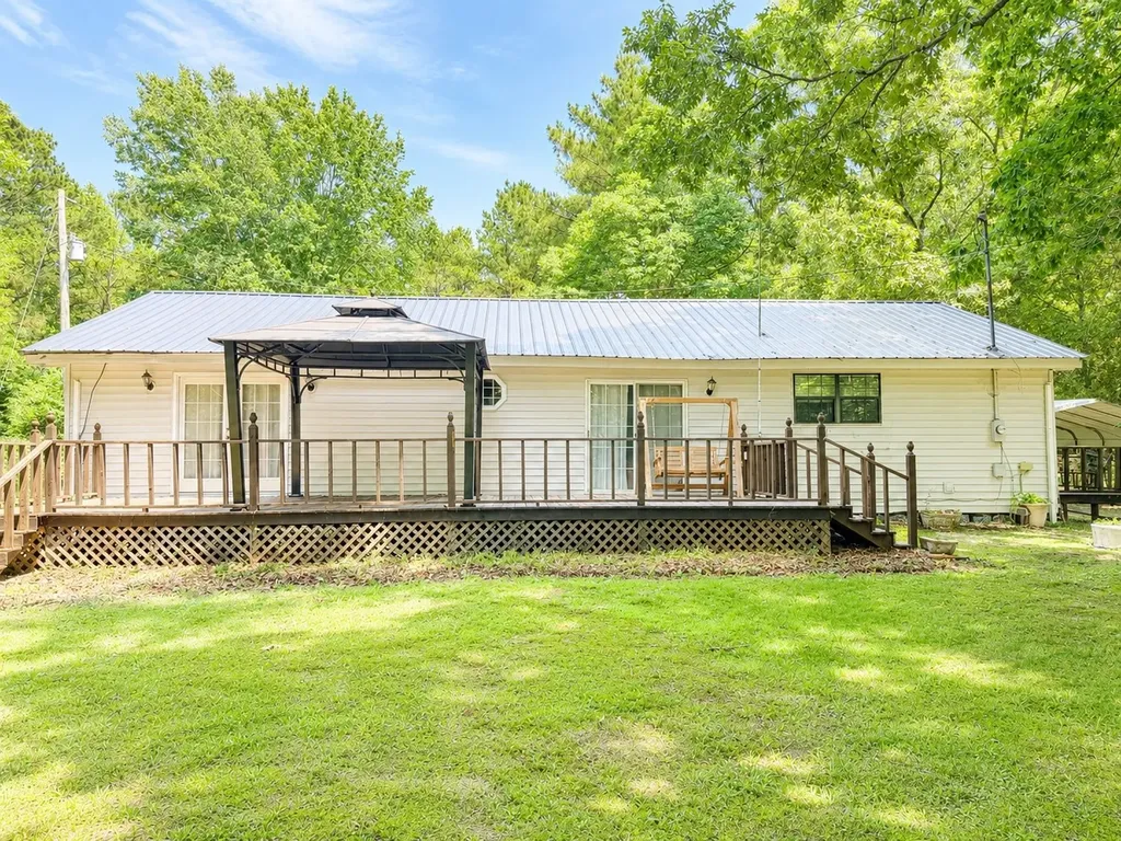 875 New Friendship Road Buena Vista TN 38318