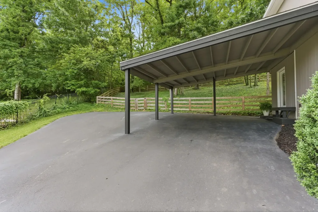 7057 Cotton Blossom Lane Nashville TN 37221