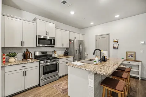 414 Manor Row Pleasant View TN 37146