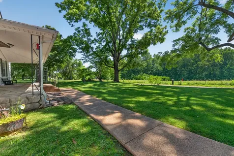 697 Bottom Road Palmer TN 37365