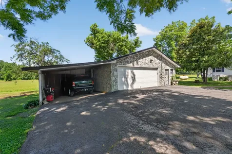 697 Bottom Road Palmer TN 37365