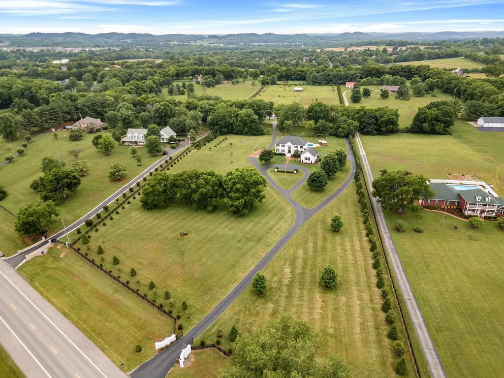 2620 Goose Creek Bypass Franklin TN 37064
