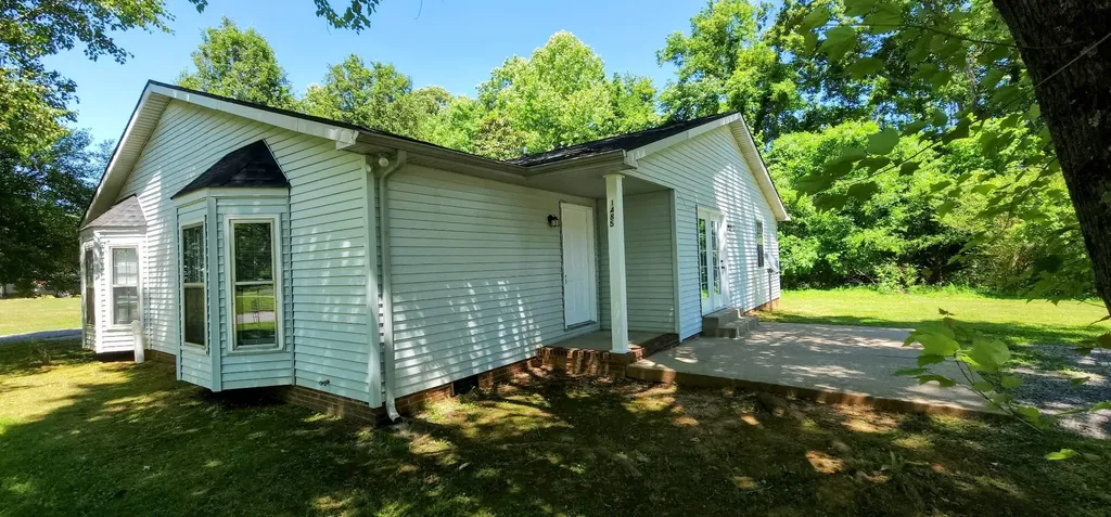 1487 Nichols Drive Clarksville TN 37042