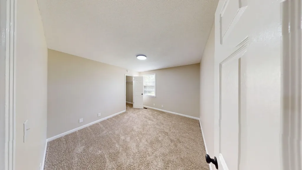 1487 Nichols Drive Clarksville TN 37042