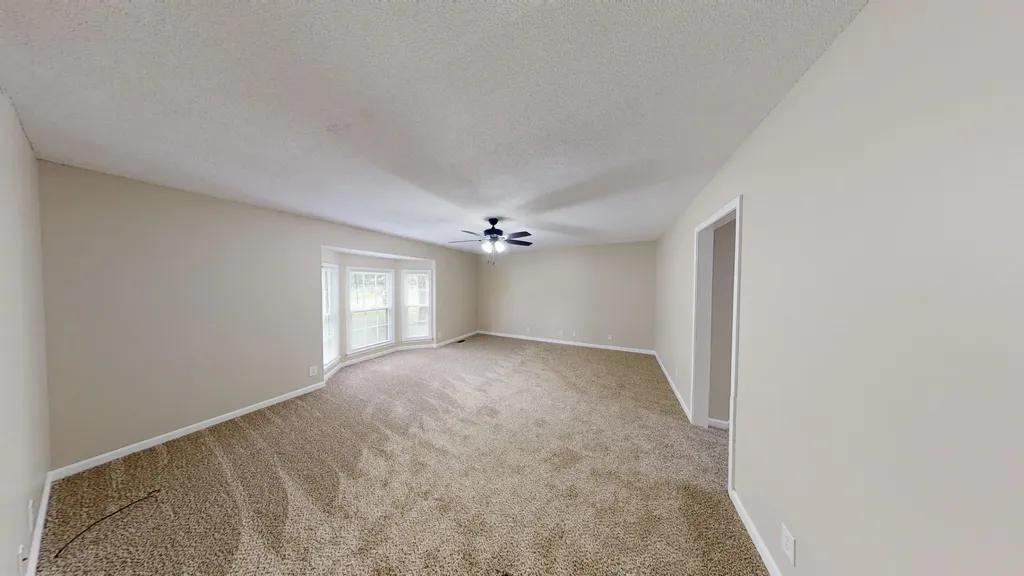 1487 Nichols Drive Clarksville TN 37042