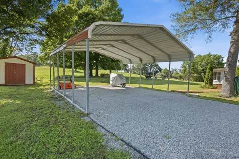 130 Harper Road Portland TN 37148
