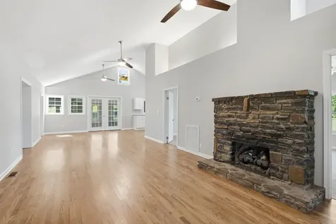 130 Harper Road Portland TN 37148