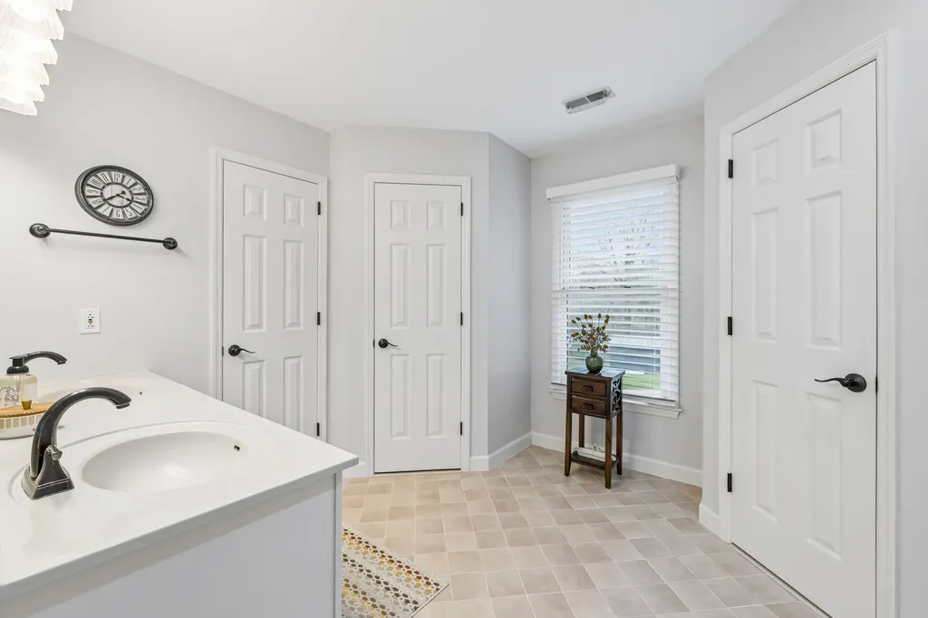 1141 John Sharp Road Columbia TN 38401