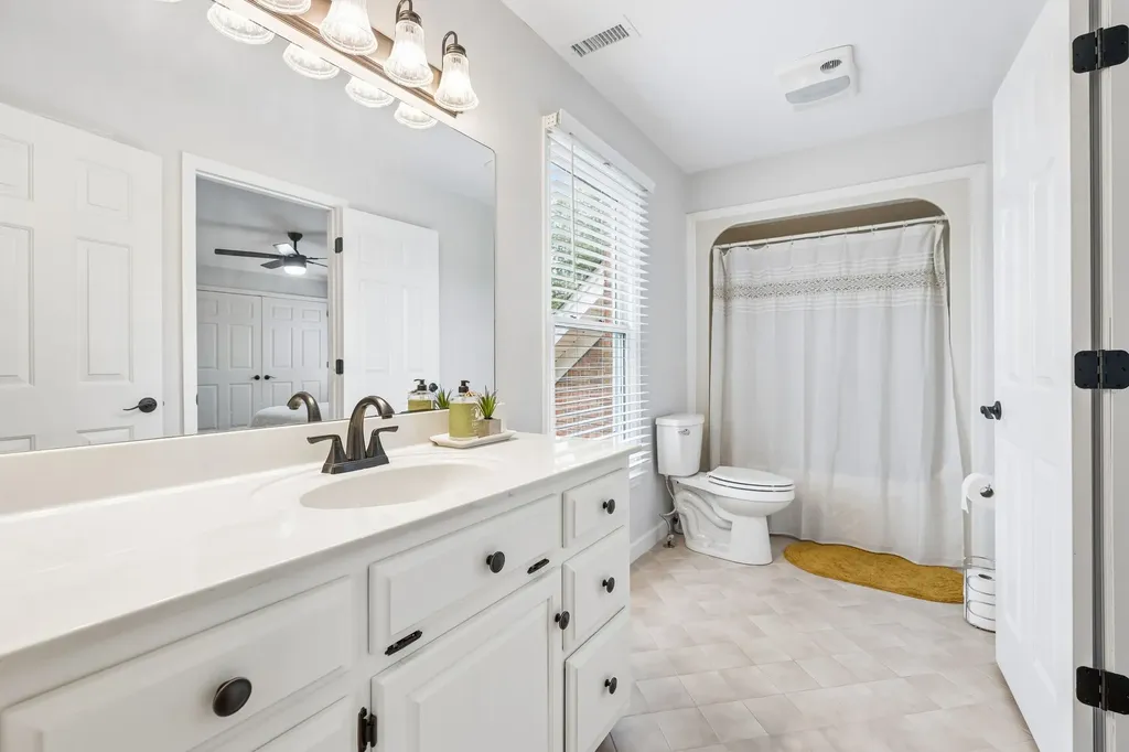 1141 John Sharp Road Columbia TN 38401