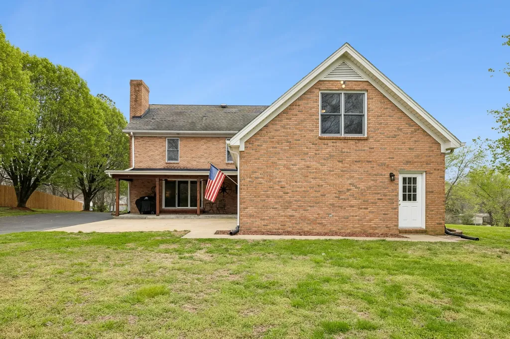 1141 John Sharp Road Columbia TN 38401