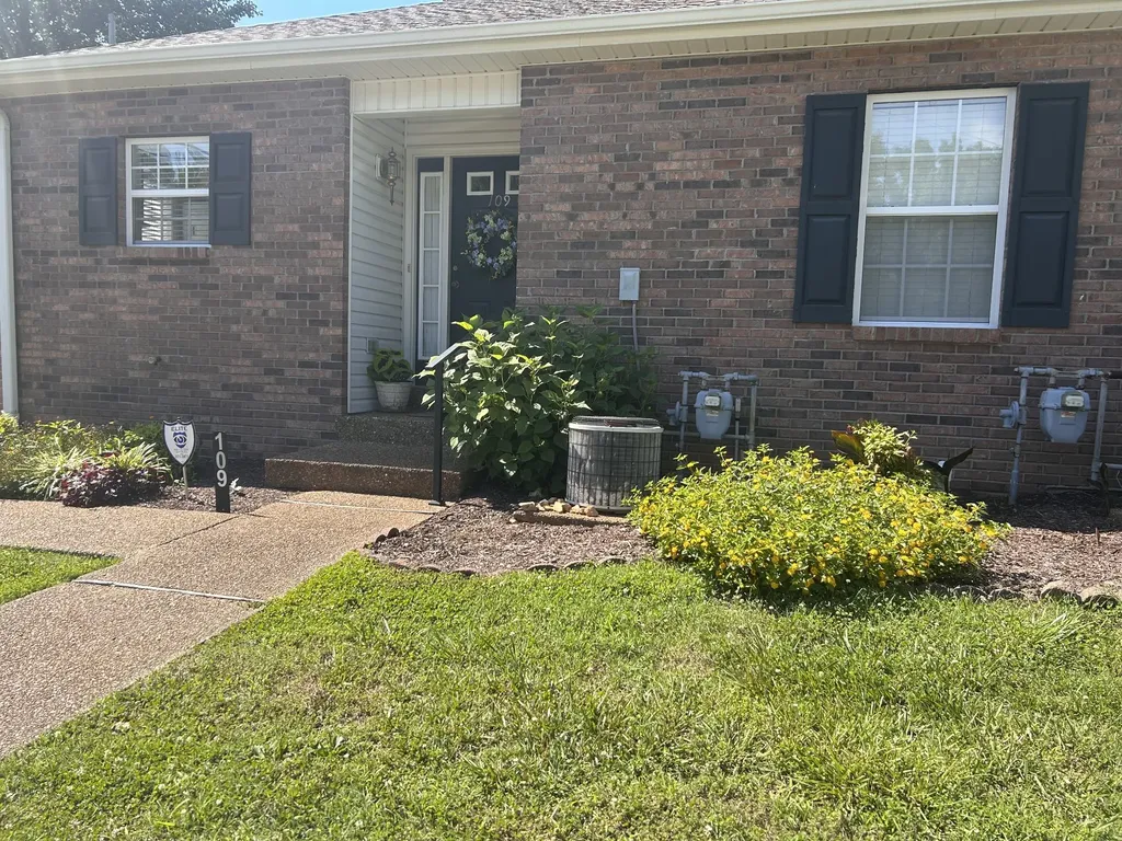 109 Eastdale Lane Dickson TN 37055
