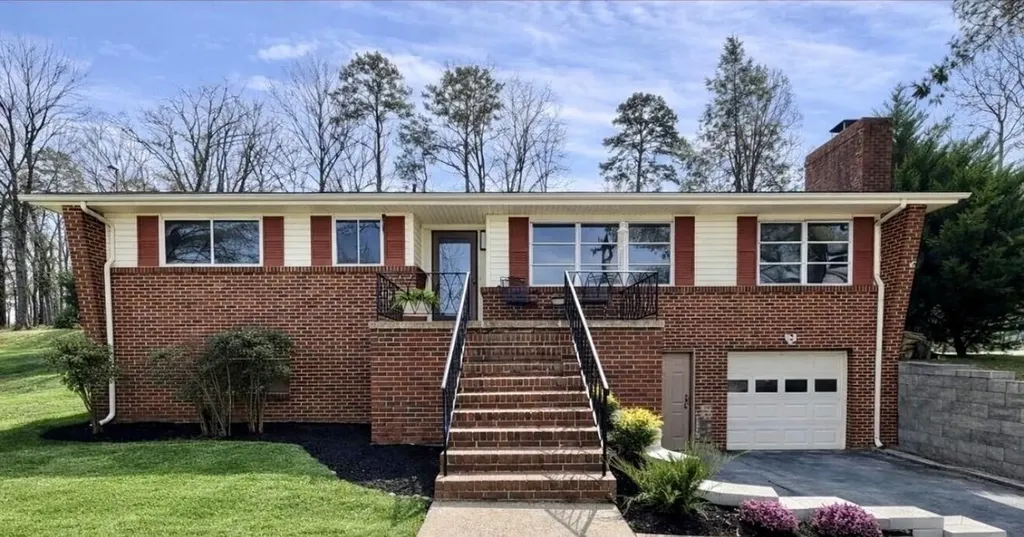 1402 John Ross Road Chattanooga TN 37412