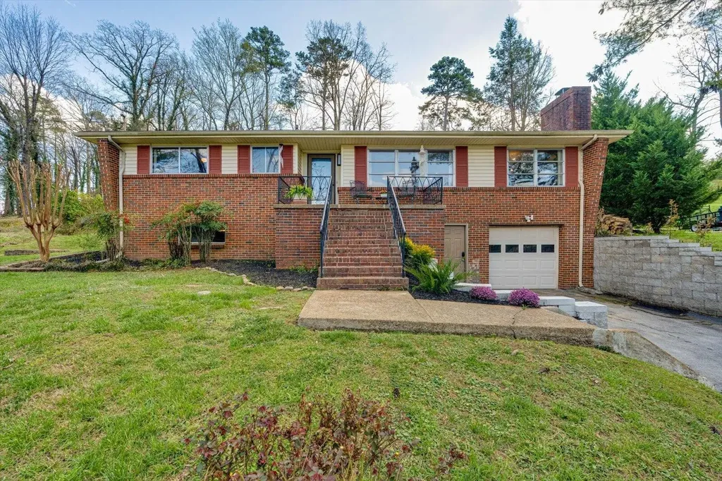 1402 John Ross Road Chattanooga TN 37412