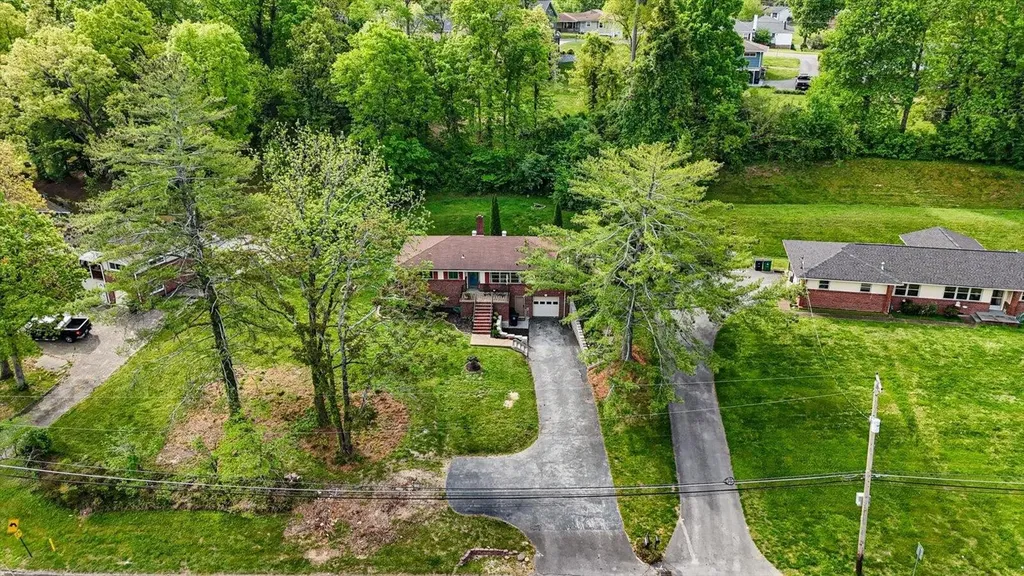 1402 John Ross Road Chattanooga TN 37412