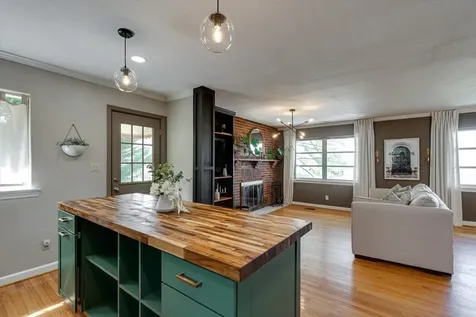 1402 John Ross Road Chattanooga TN 37412