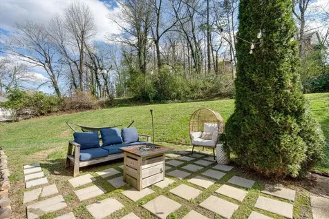 1402 John Ross Road Chattanooga TN 37412