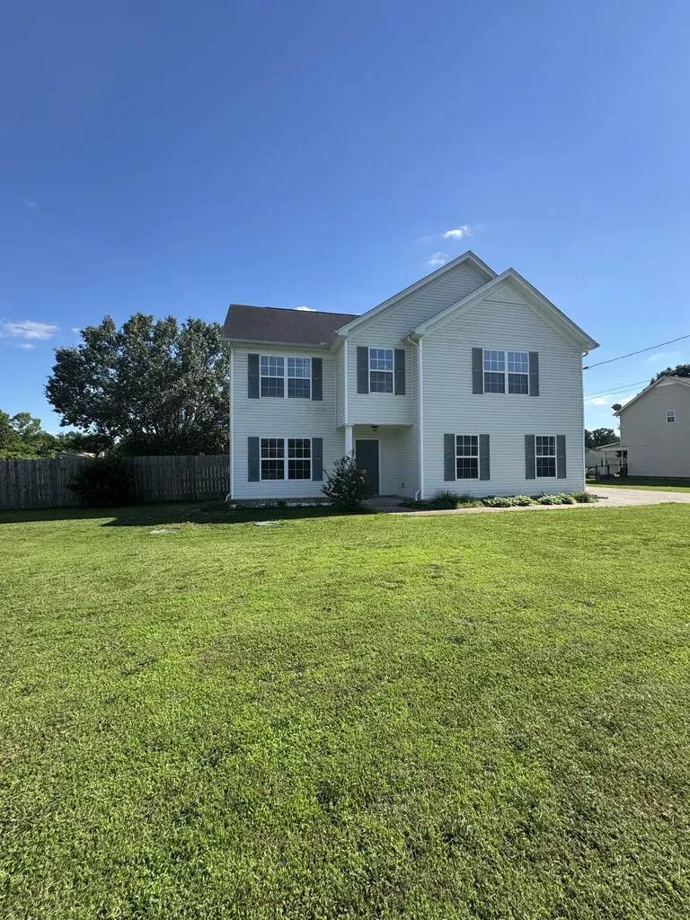 1239 California Drive Murfreesboro TN 37129
