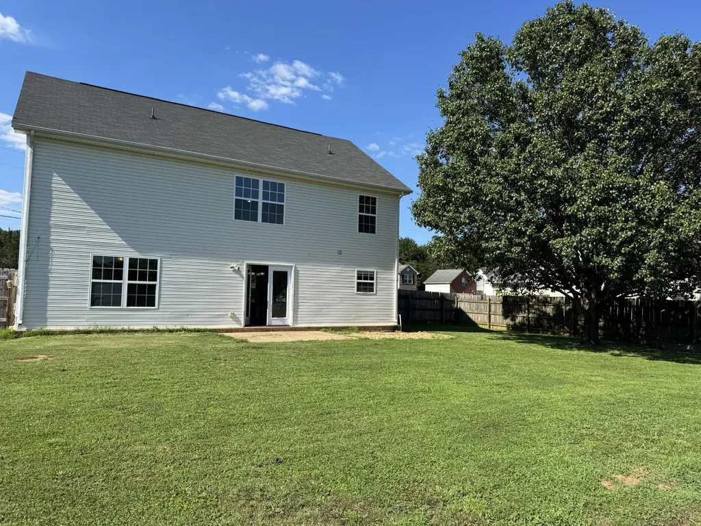 1239 California Drive Murfreesboro TN 37129