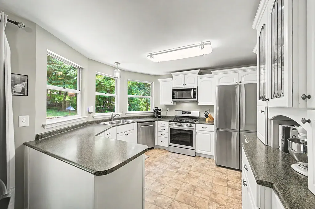 133 Northlake Drive Hendersonville TN 37075