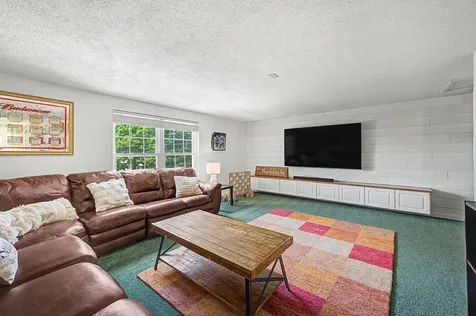 133 Northlake Drive Hendersonville TN 37075