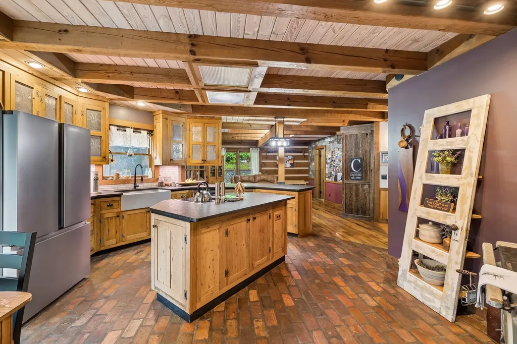25002510 Chimney Springs Road Cookeville TN 38506