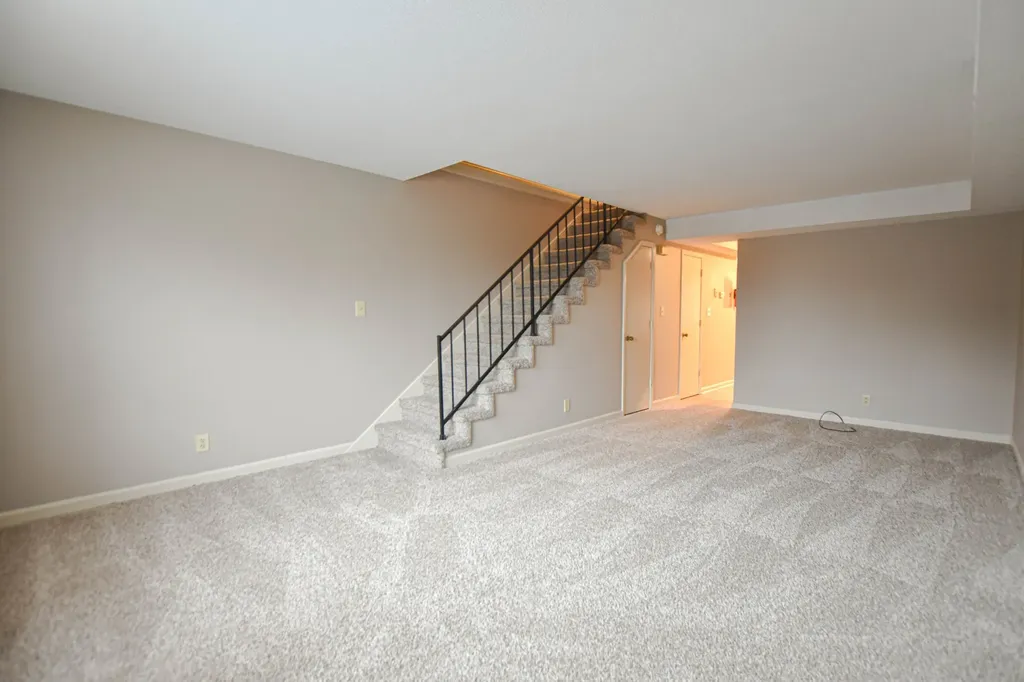 1533 E Knollwood Circle Clarksville TN 37043