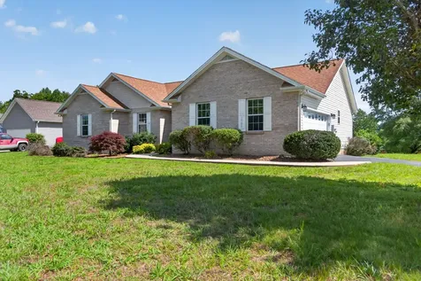 1901 Paran Road Cookeville TN 38506