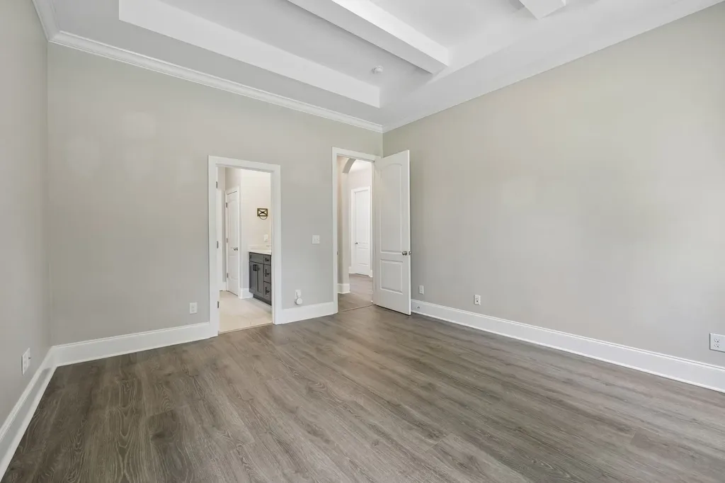 4530 General Forest Circle Bon Aqua TN 37025