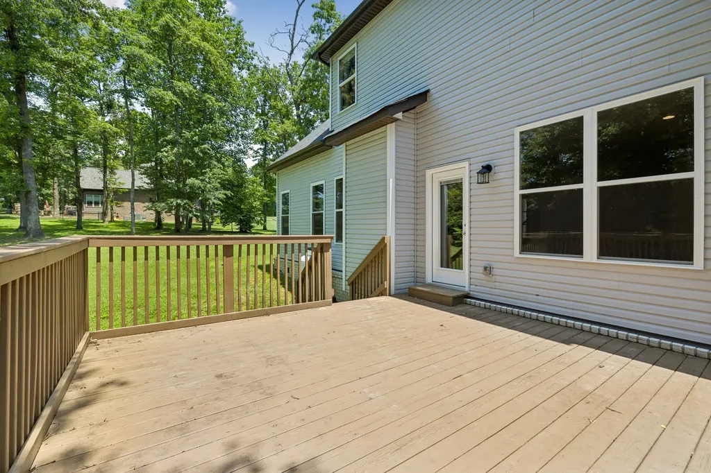 4530 General Forest Circle Bon Aqua TN 37025