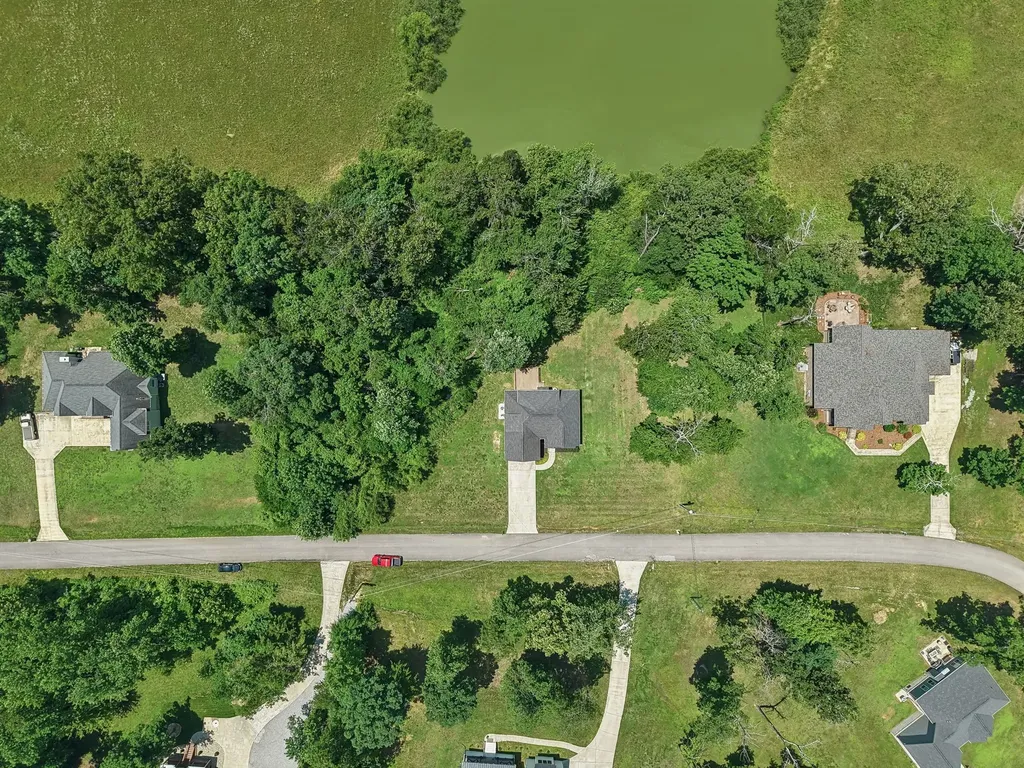 4530 General Forest Circle Bon Aqua TN 37025