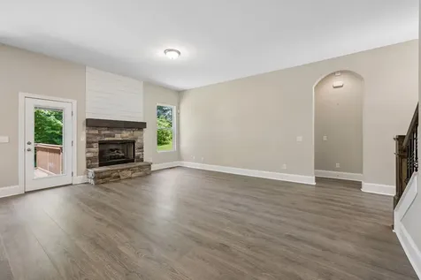 4530 General Forest Circle Bon Aqua TN 37025