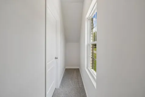 4530 General Forest Circle Bon Aqua TN 37025