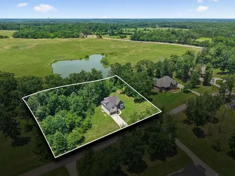4530 General Forest Circle Bon Aqua TN 37025