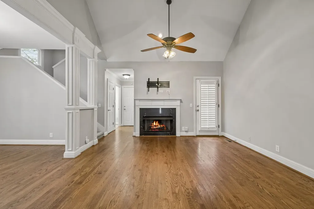 230 Harding Place Nashville TN 37205