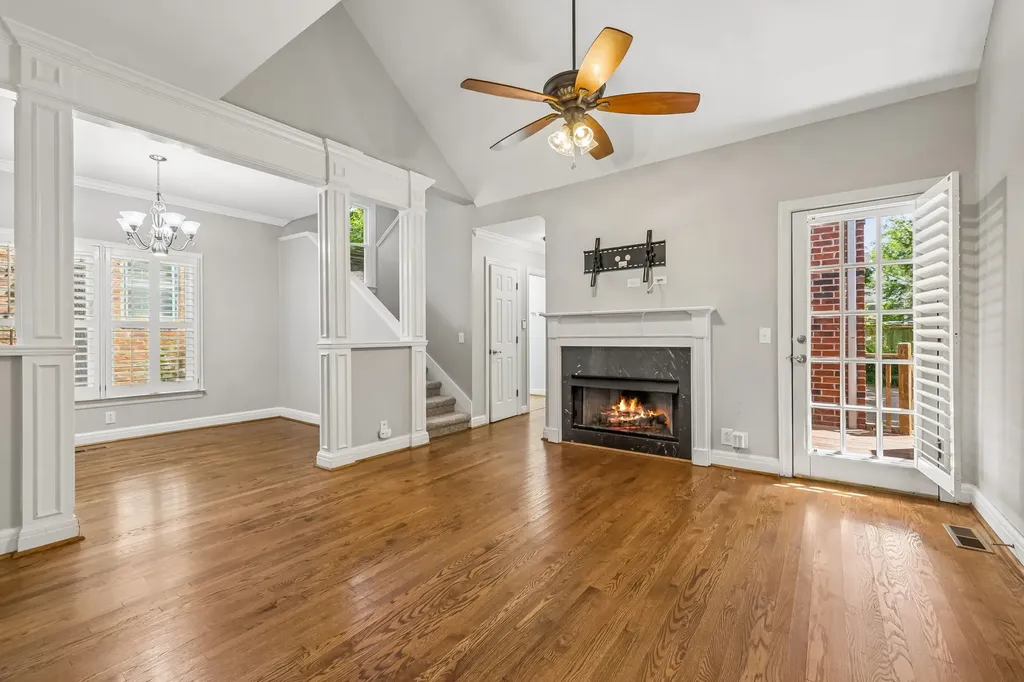 230 Harding Place Nashville TN 37205