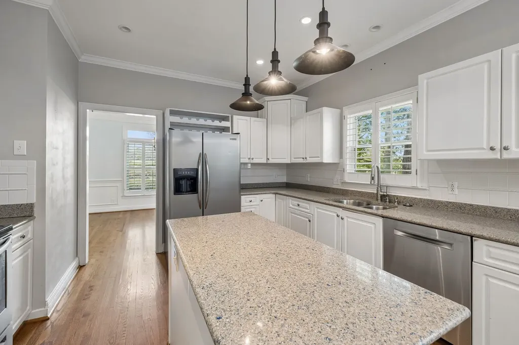 230 Harding Place Nashville TN 37205