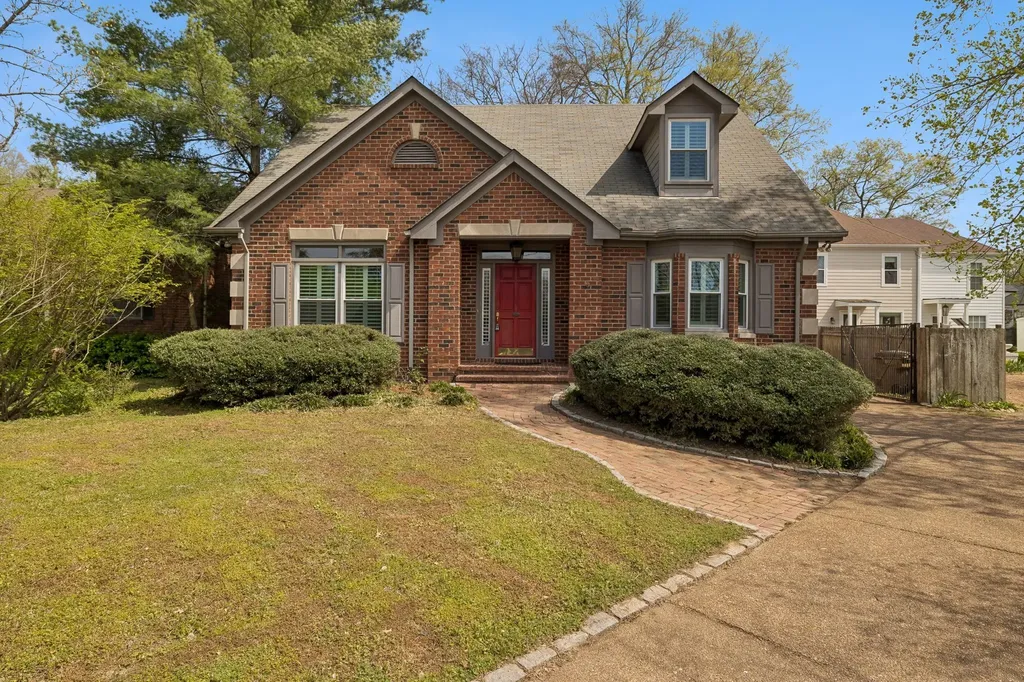 230 Harding Place Nashville TN 37205