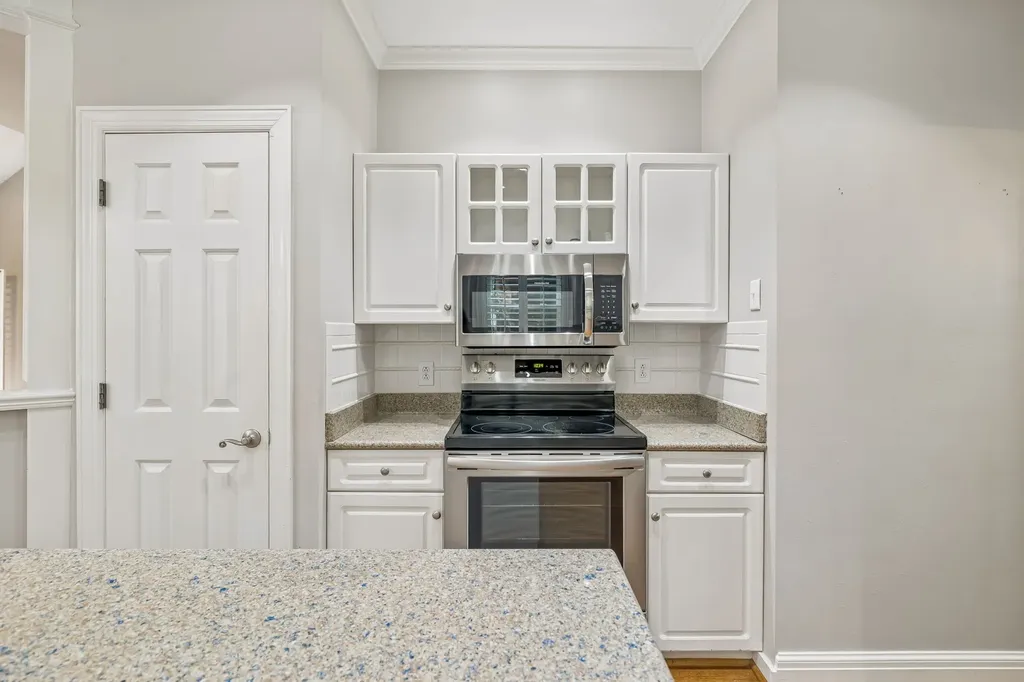 230 Harding Place Nashville TN 37205