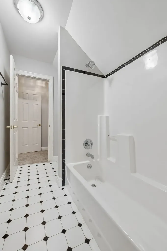 230 Harding Place Nashville TN 37205