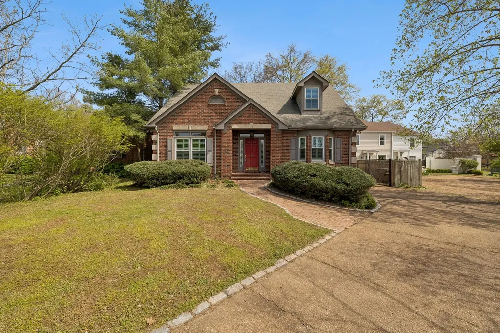 230 Harding Place Nashville TN 37205