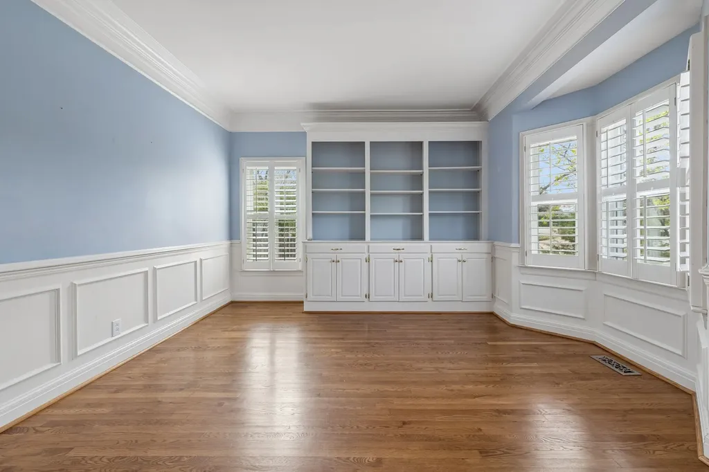 230 Harding Place Nashville TN 37205