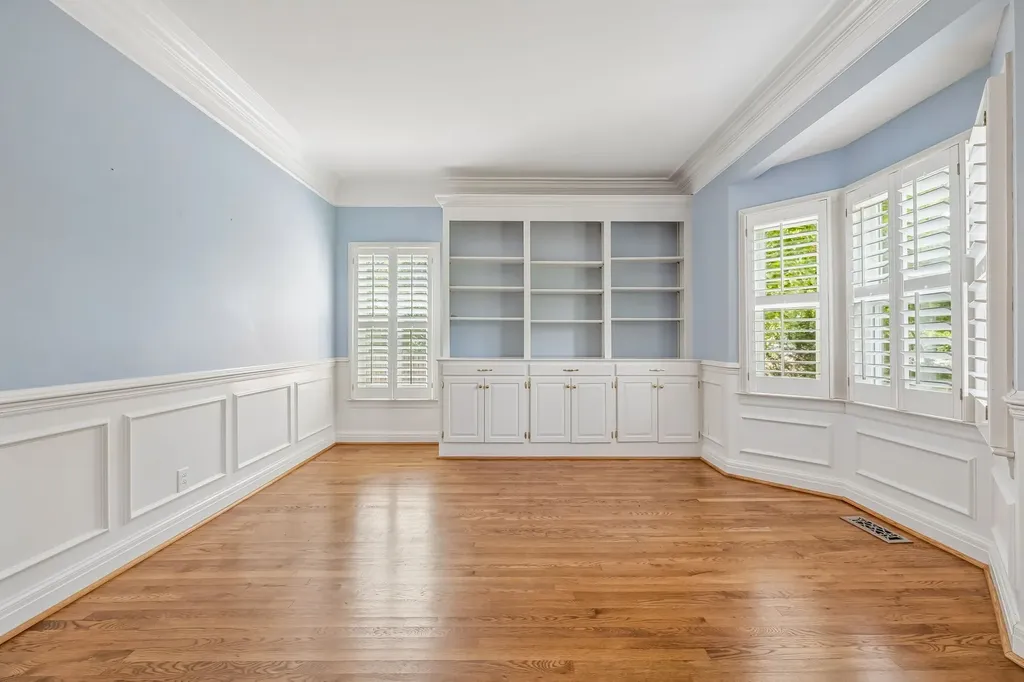 230 Harding Place Nashville TN 37205