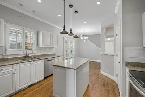 230 Harding Place Nashville TN 37205
