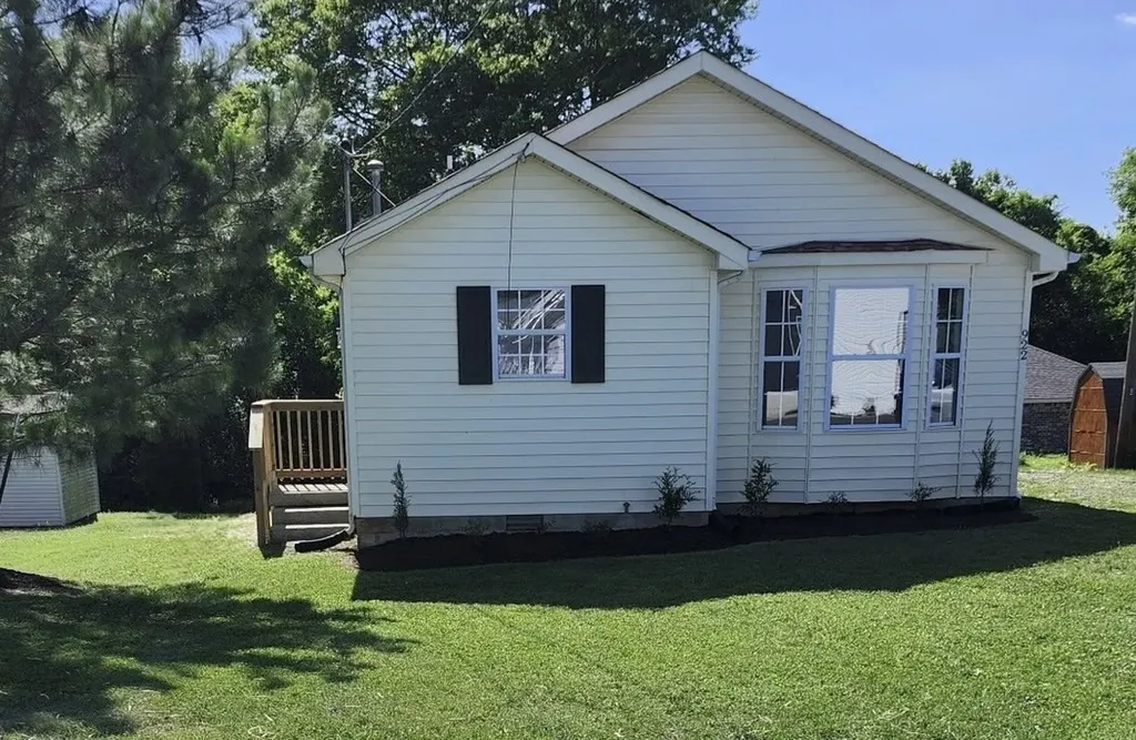 922 Martin Street Clarksville TN 37040