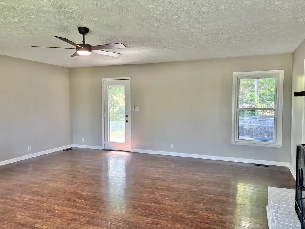 185 Honeysuckle Drive Hendersonville TN 37075