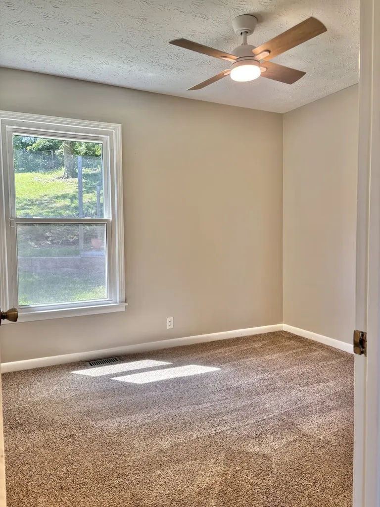 185 Honeysuckle Drive Hendersonville TN 37075