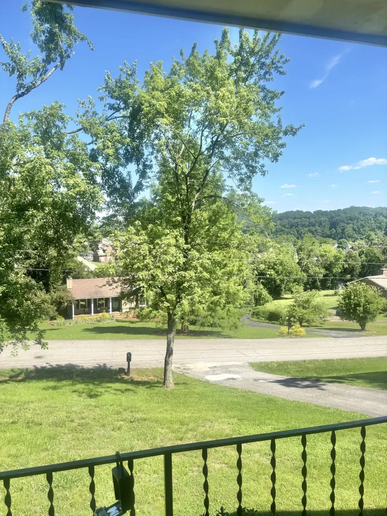 185 Honeysuckle Drive Hendersonville TN 37075
