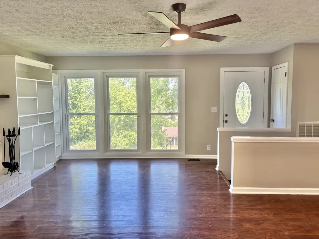 185 Honeysuckle Drive Hendersonville TN 37075